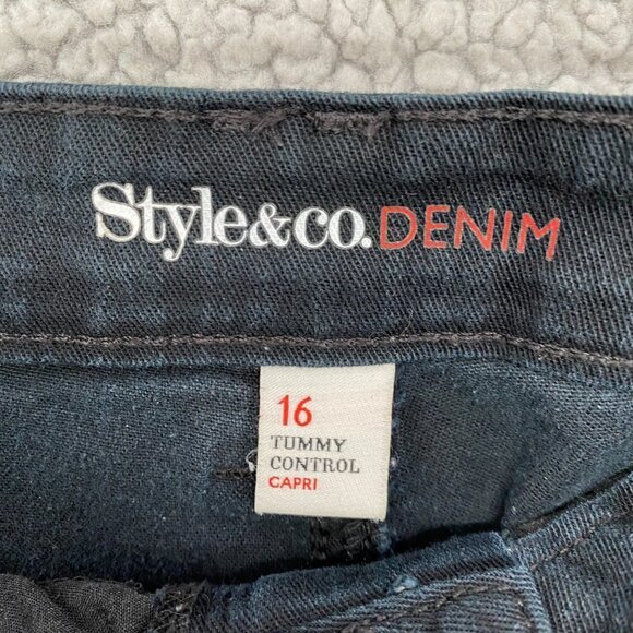 Style and Co Jeans Capris Womens 16 Denim Tummy Control Black Pockets Casual - Picture 5 of 9